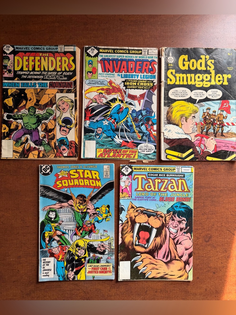 Vintage Marvel Comic Book Lot - Assorted Color Covers (Set of 5)